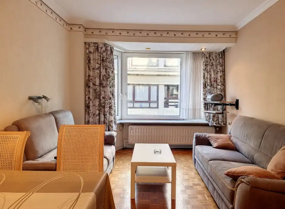 Gezellig 1-slaapkamerappartement met potentieel in Raversijde foto 9