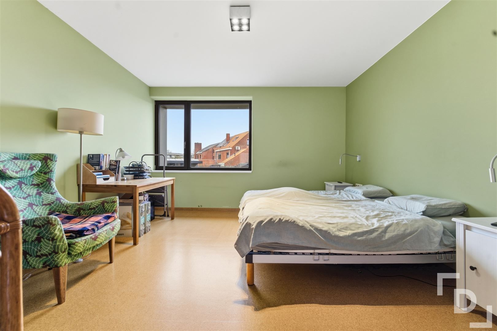 Gerenoveerde en duurzame woning met huislift te koop op toplocatie in Ieper. foto 14