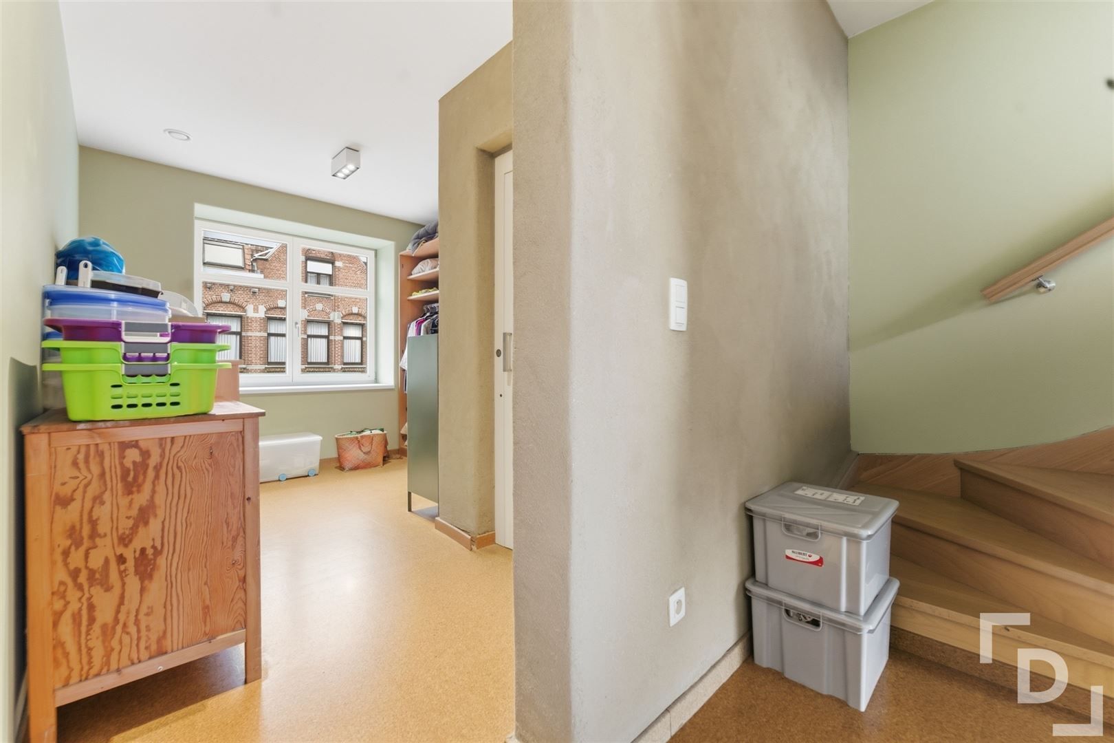 Gerenoveerde woning met huislift op toplocatie in Ieper. foto 14