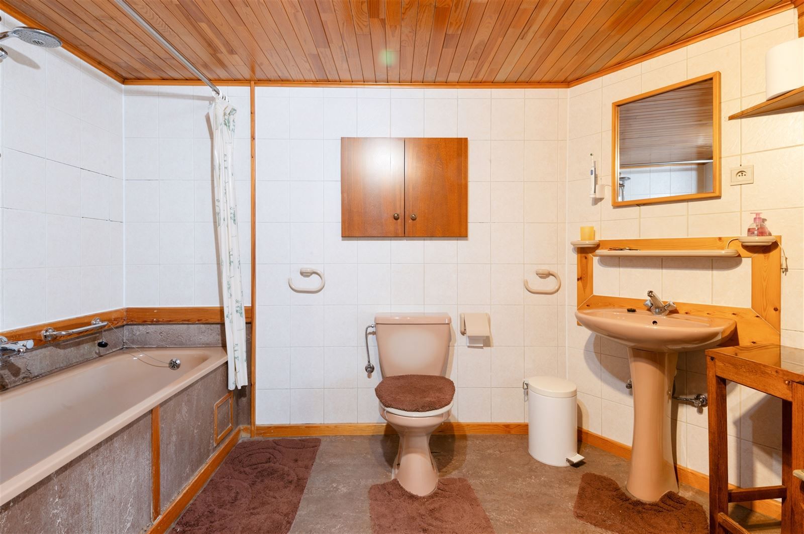 Te renoveren 3 gevelfermette op 20are75 foto 11