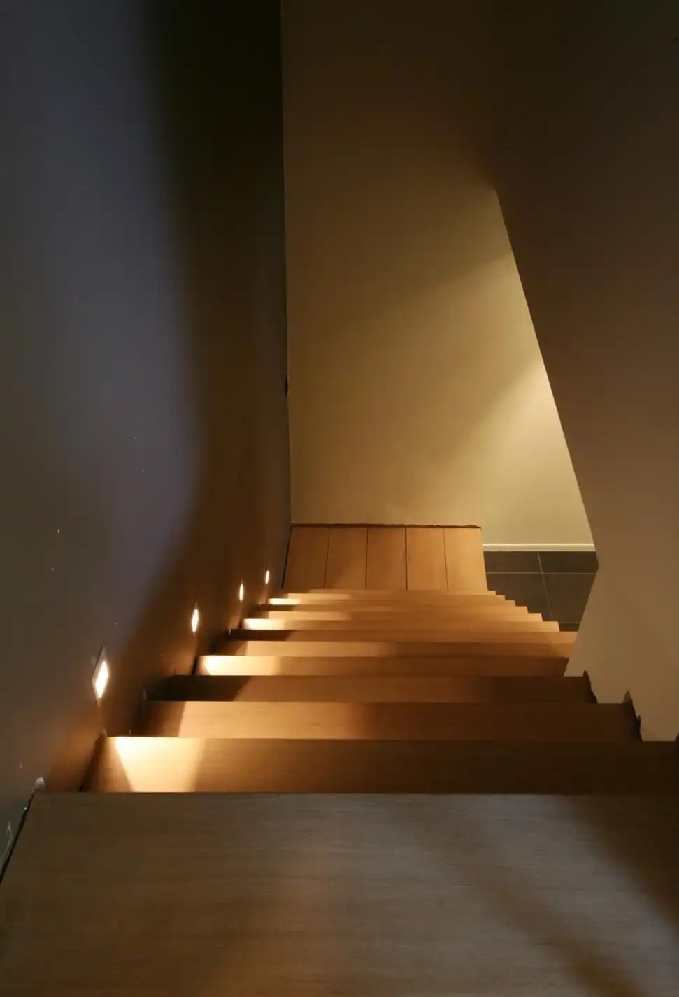 Knap ingerichte duplex - 125 m² - met bureel, 2 slpk, dressing, ruim terras met prachtig en uniek zicht op de tuin en achterliggende groene omgeving.  foto 12