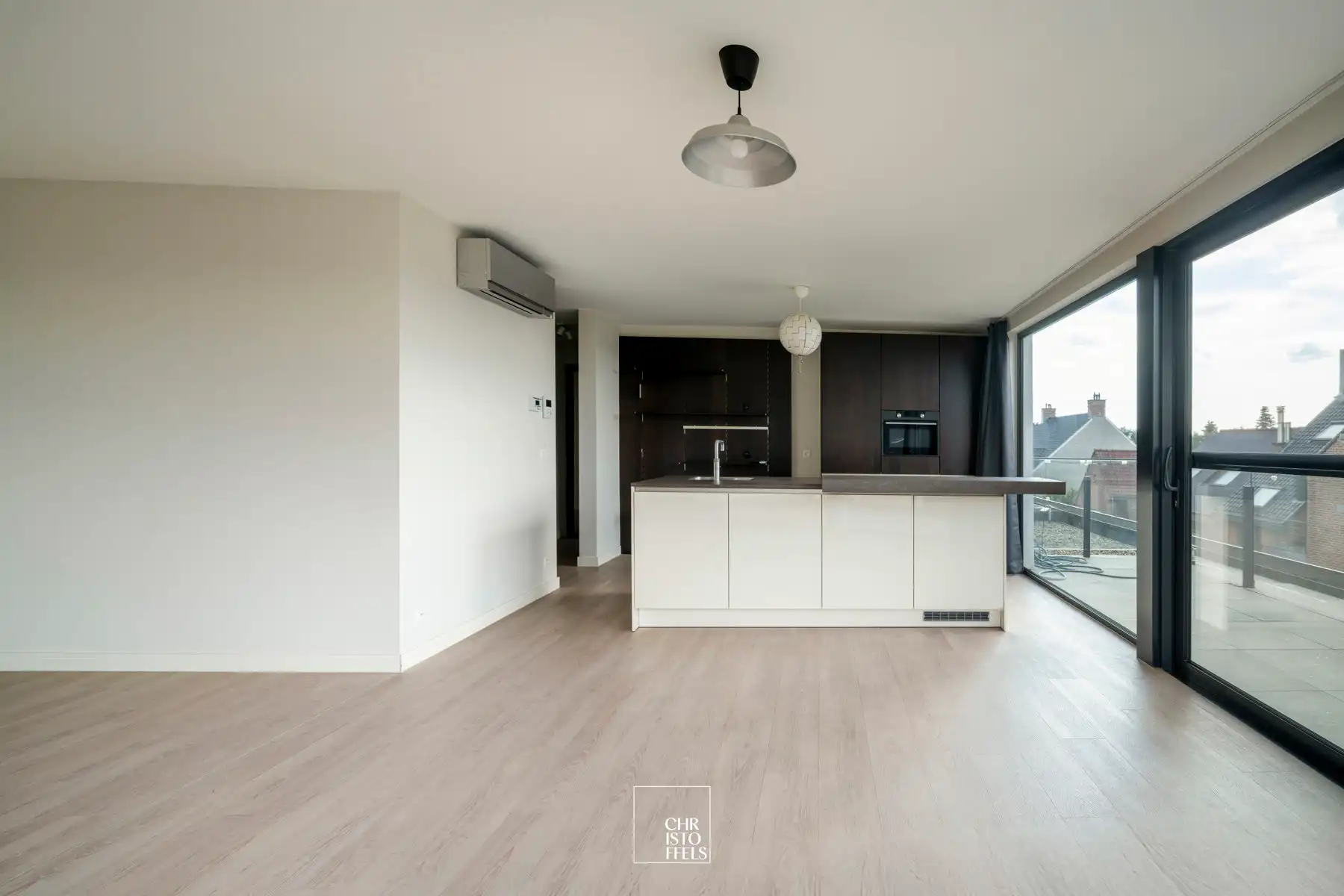 Stijlvol penthouse (111m²) met ruim terras in centrum Lanaken!  foto 5