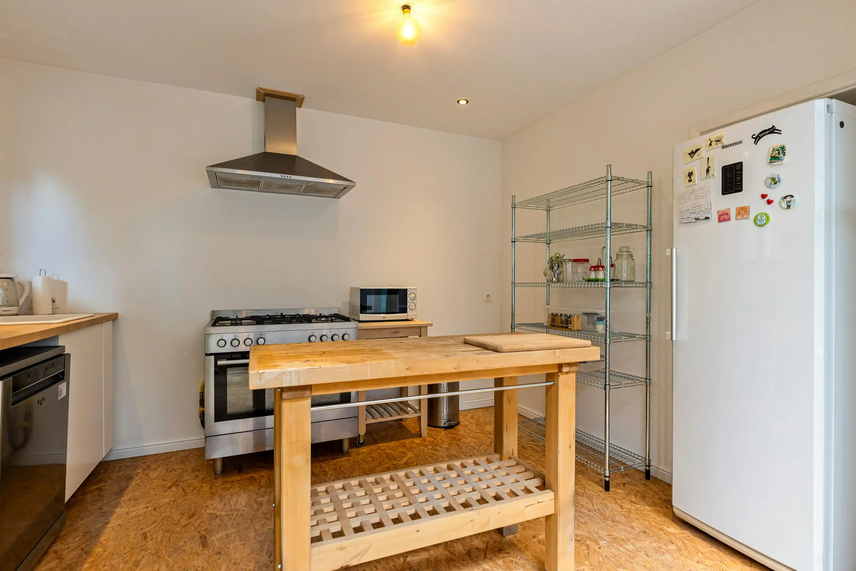 Huis met veel potentieel, tuin en garage te koop in Merksem foto 8