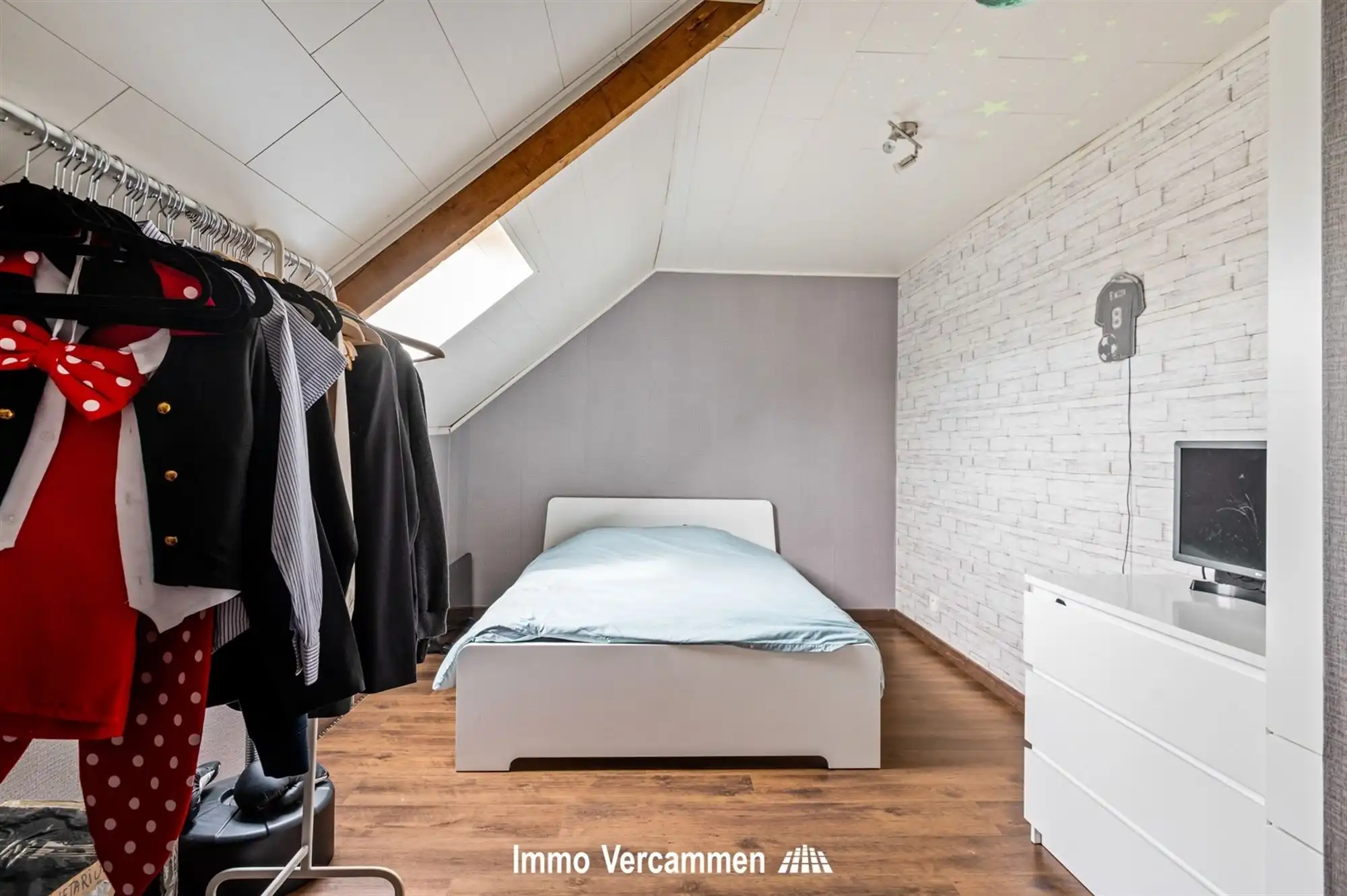 Verrassend ruime woning met 5 SLPK te Sint-Katelijne-Waver foto 9