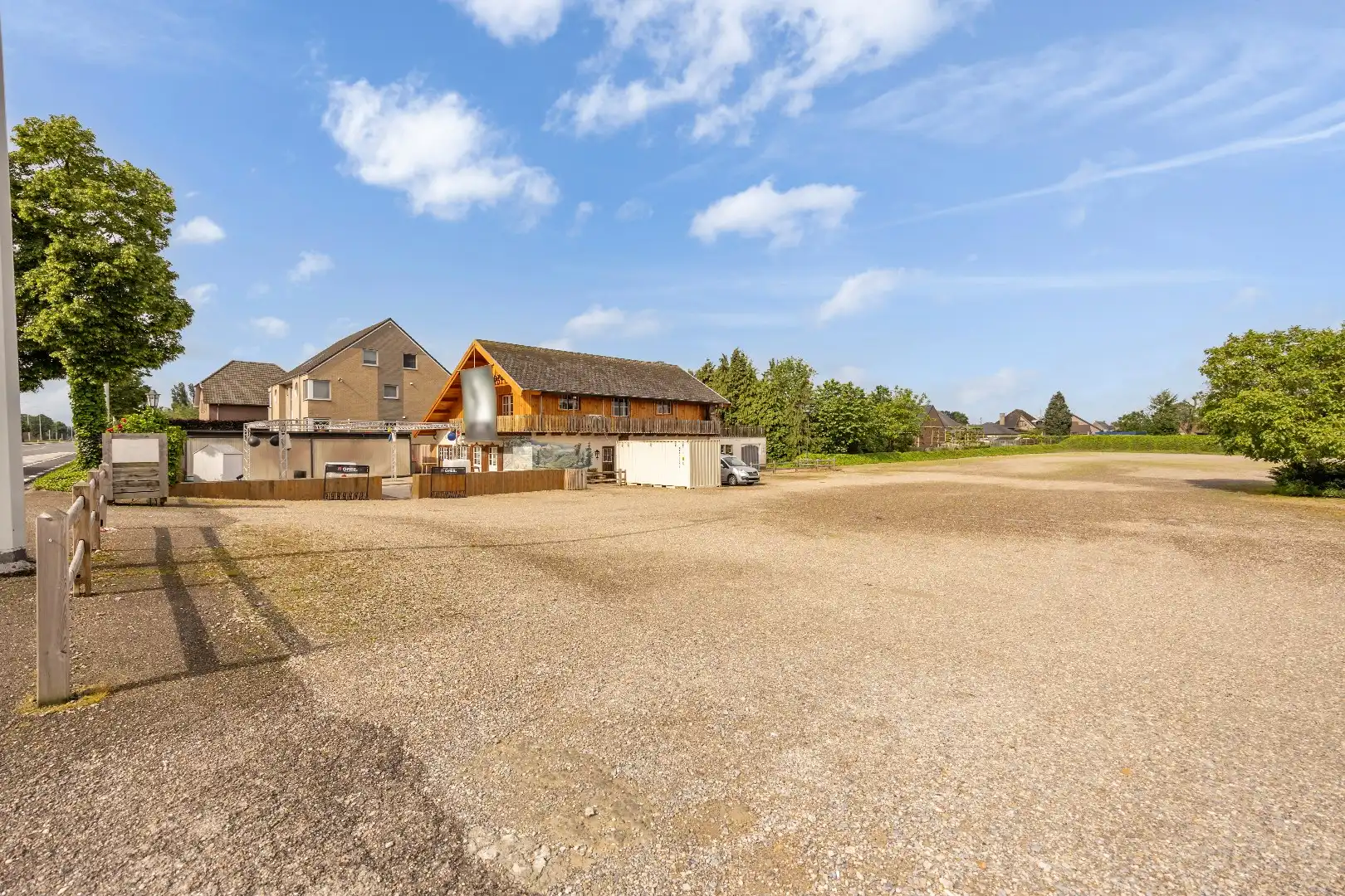 Gerenommeerd horecapand en interessante projectgrond foto 16