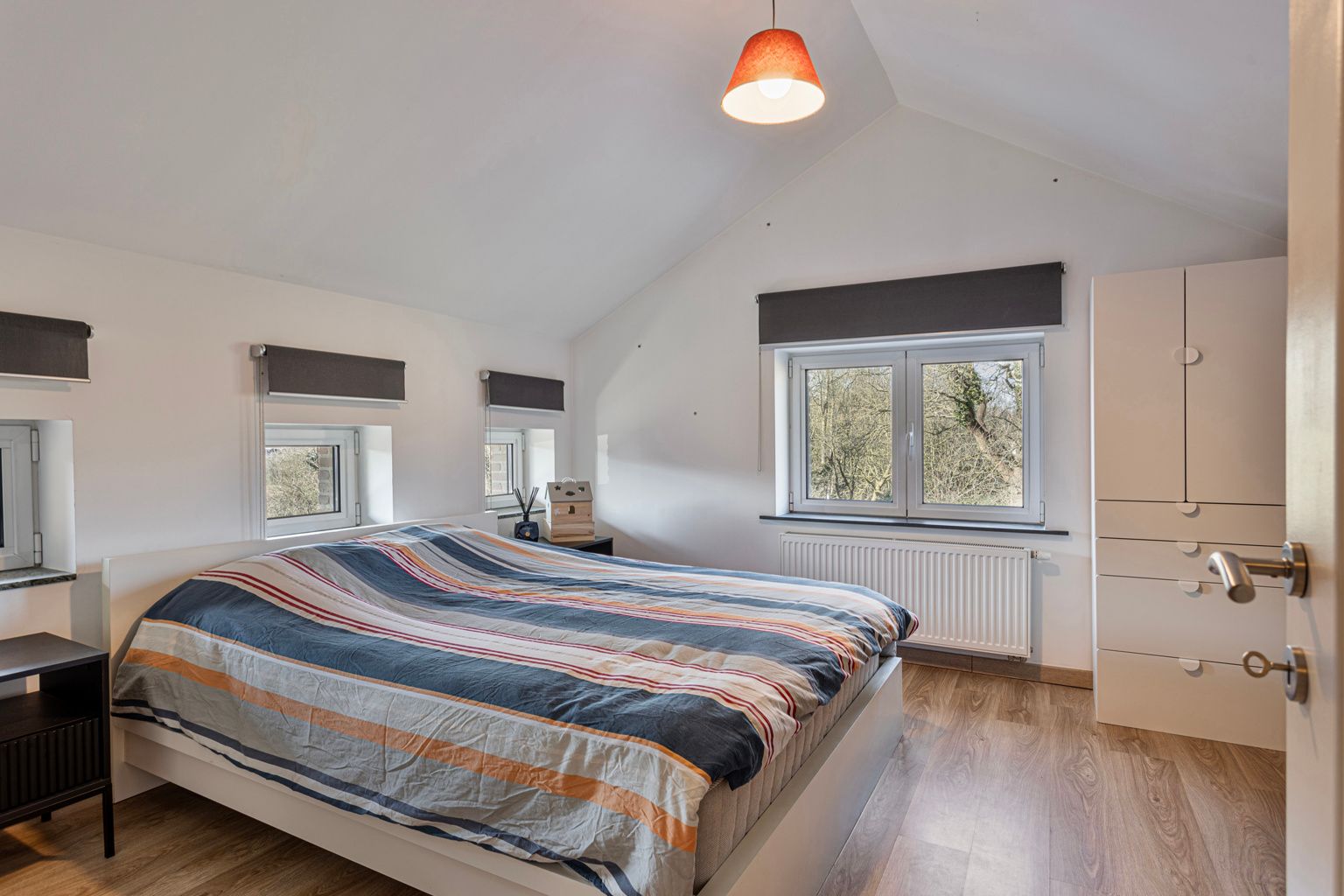 Instapklare laagbouw villa op een gunstige locatie  foto 25