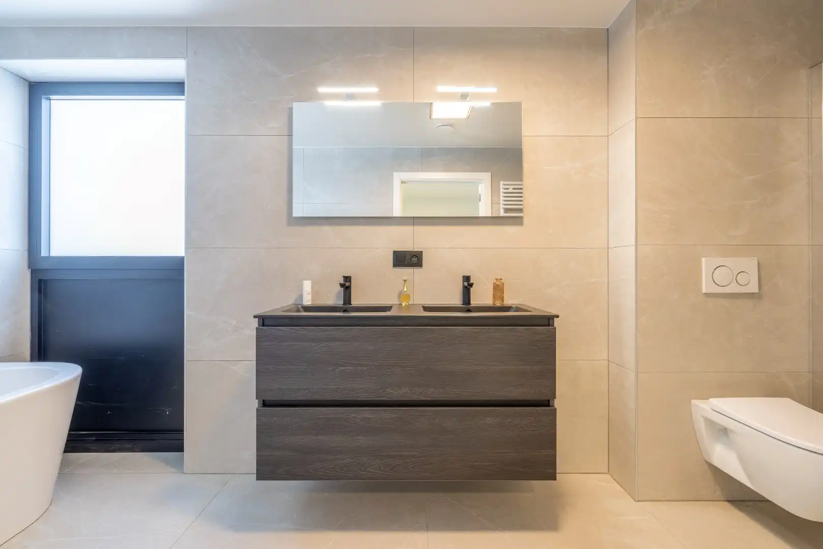 Nieuwbouw huurwoningen met 3 slk, garage, terras en tuin foto 18