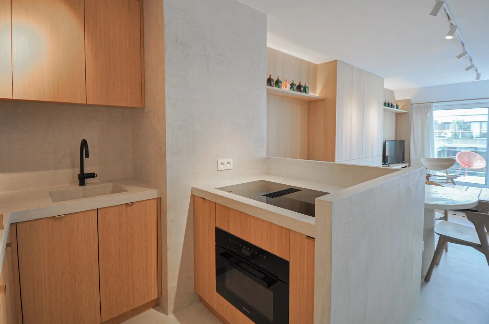 Volledig gerenoveerd appartement met een ruim zonneterras. foto 7