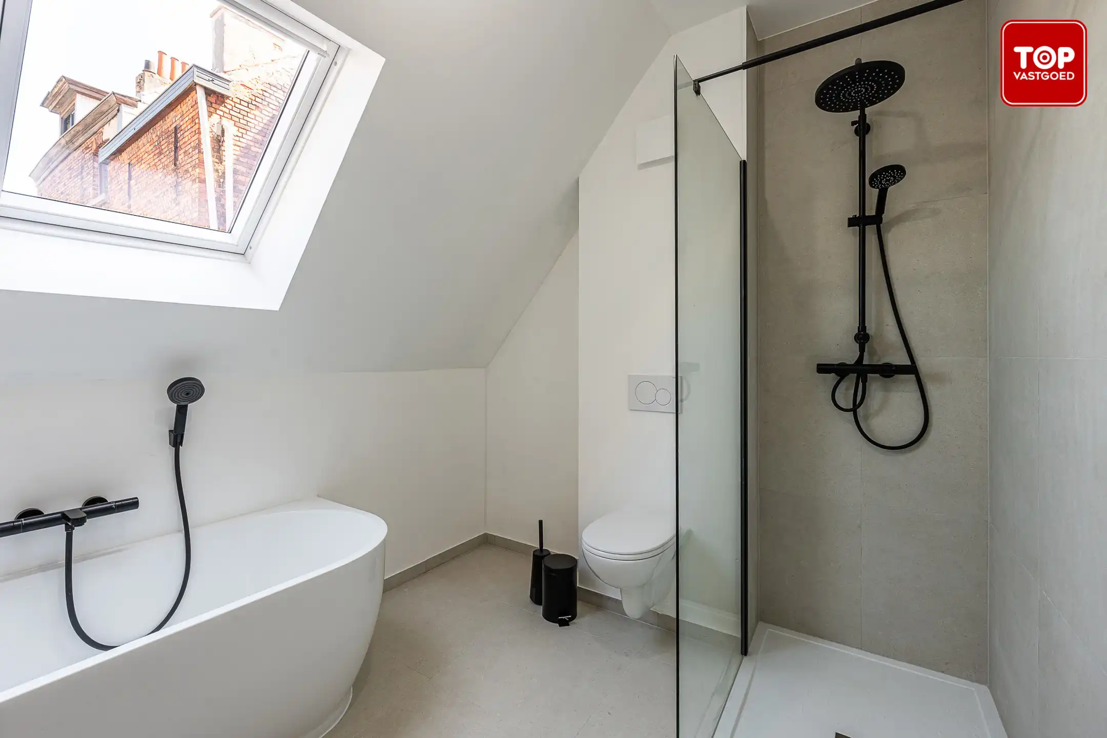 Triplex appartement met 3 slaapkamers op een toplocatie foto 17