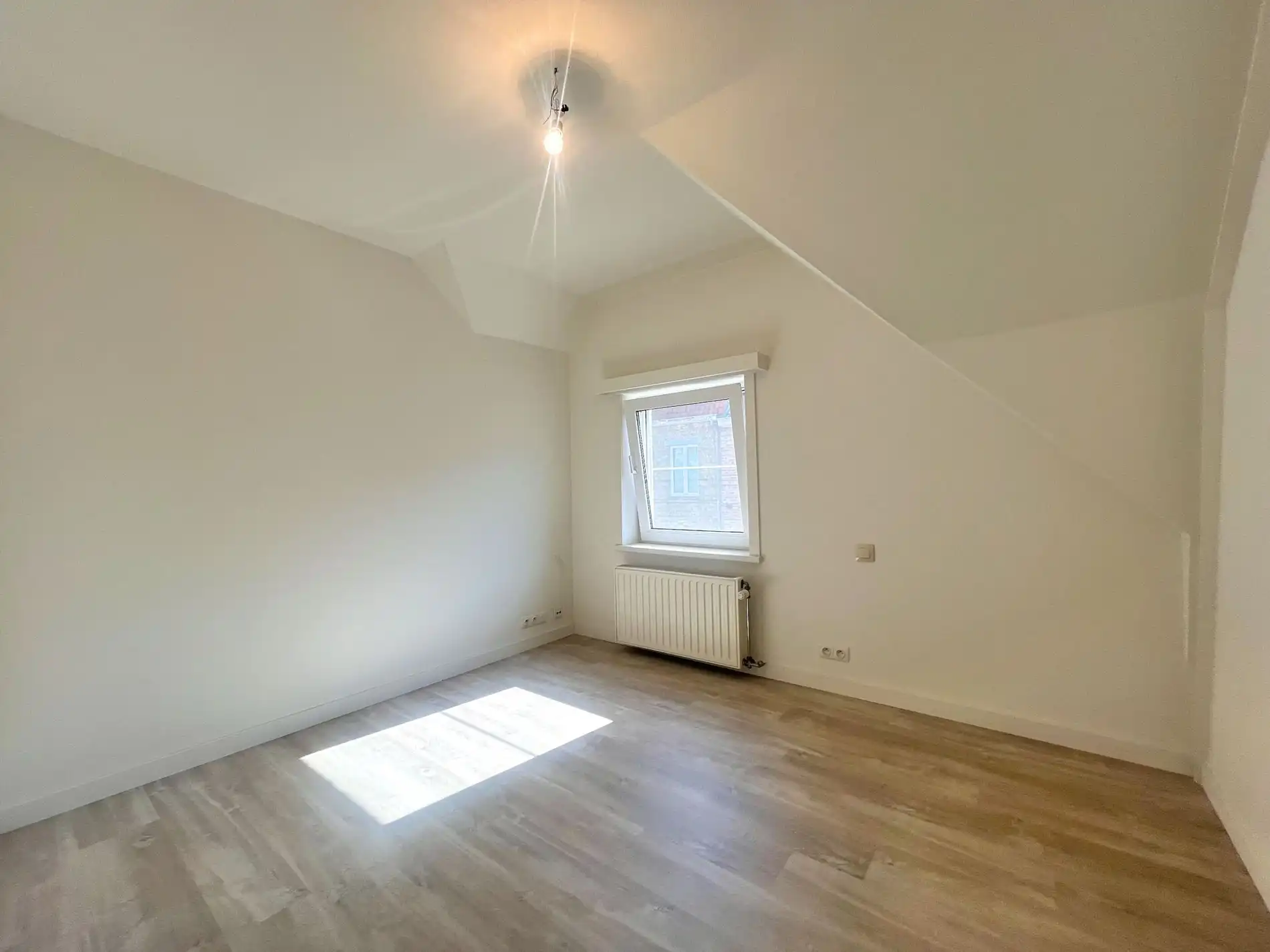 Zeer leuk appartement met 2 kamers te Brugge foto 10