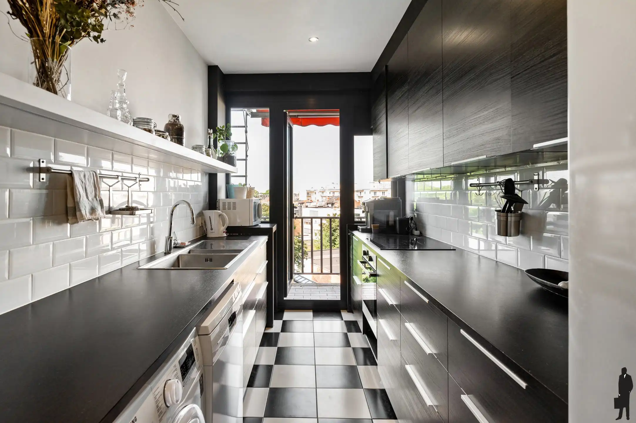 Lichtrijk 3-slaapkamer appartement met Zuidwest terras foto 10