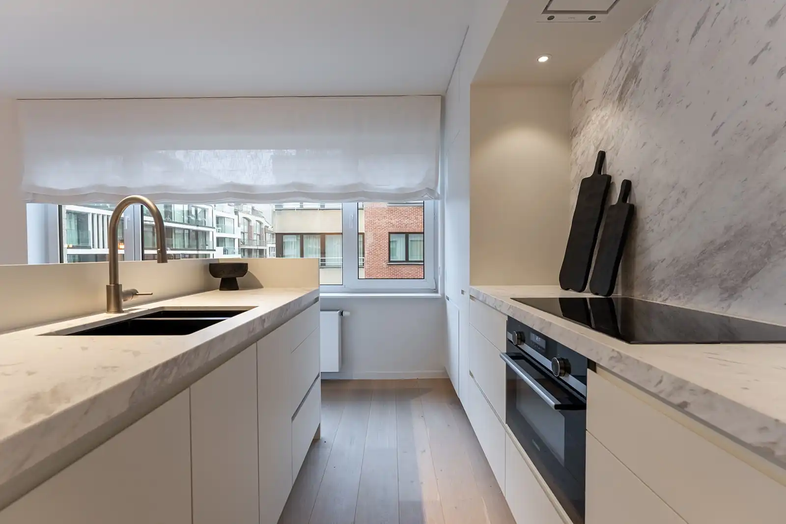 Gerenoveerd appartement in het hart van Knokke, ideaal tweede verblijf of investering. foto 2