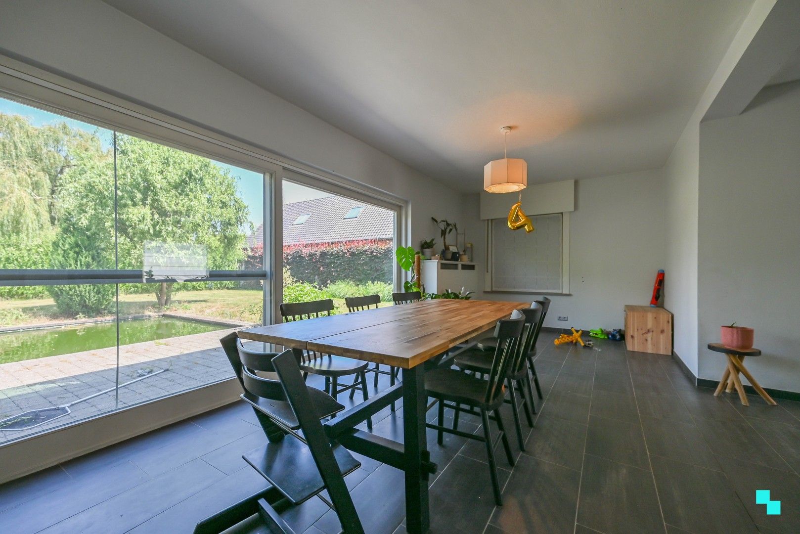 Ruime alleenstaande woning in een groene omgeving te Ardooie foto 7