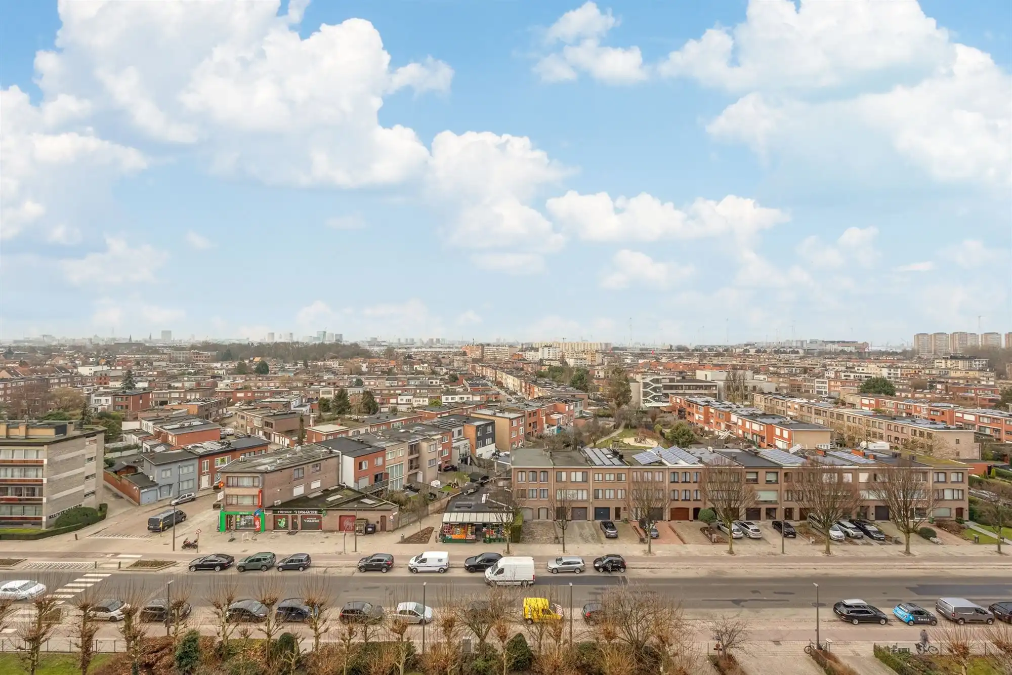 Gerenoveerd app. met 2 slpkmrs. en prachtig uitzicht foto 29