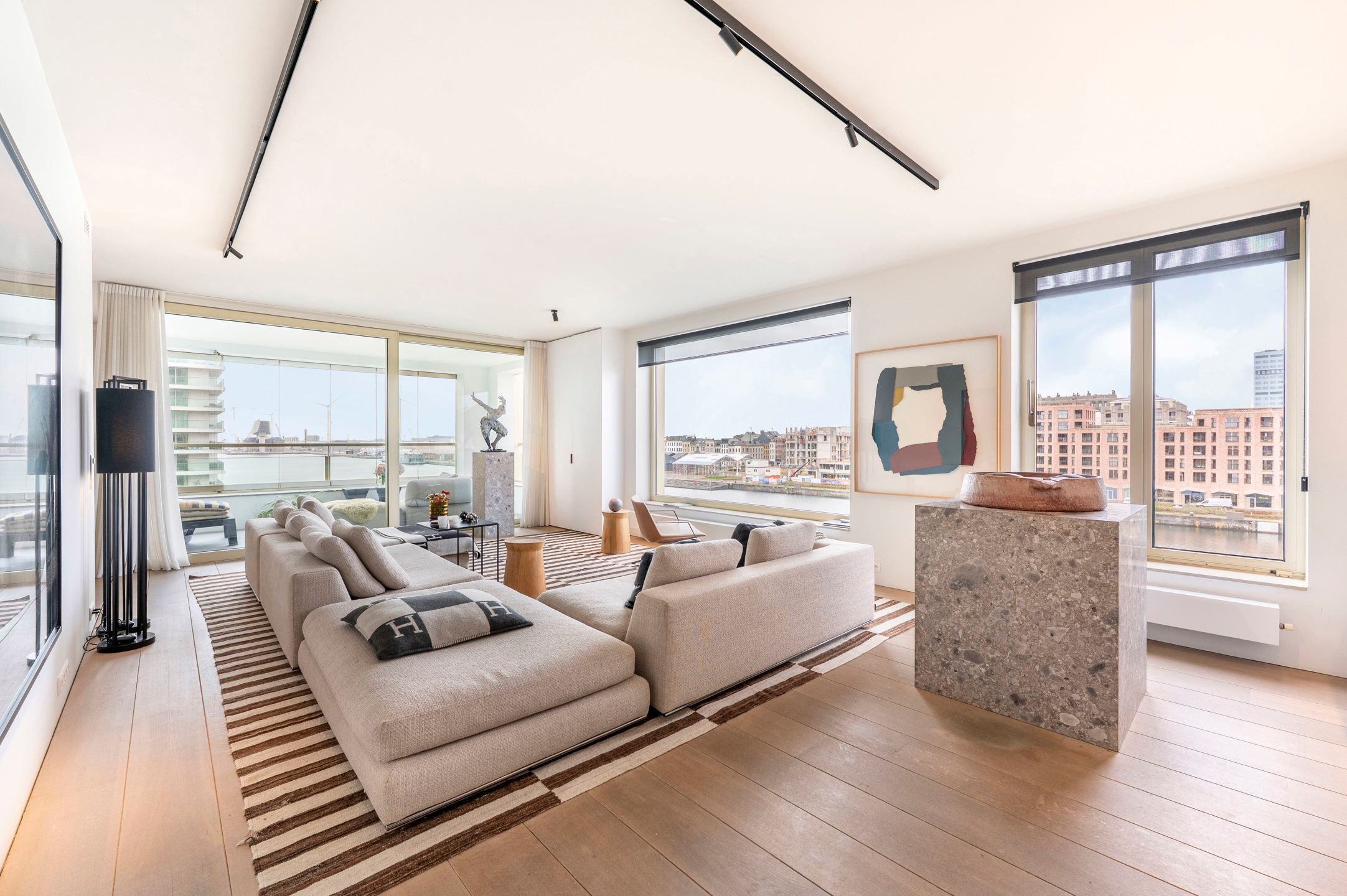 ANTWERPEN EILANDJE - Wonen aan het water foto {{pictureIndex}}