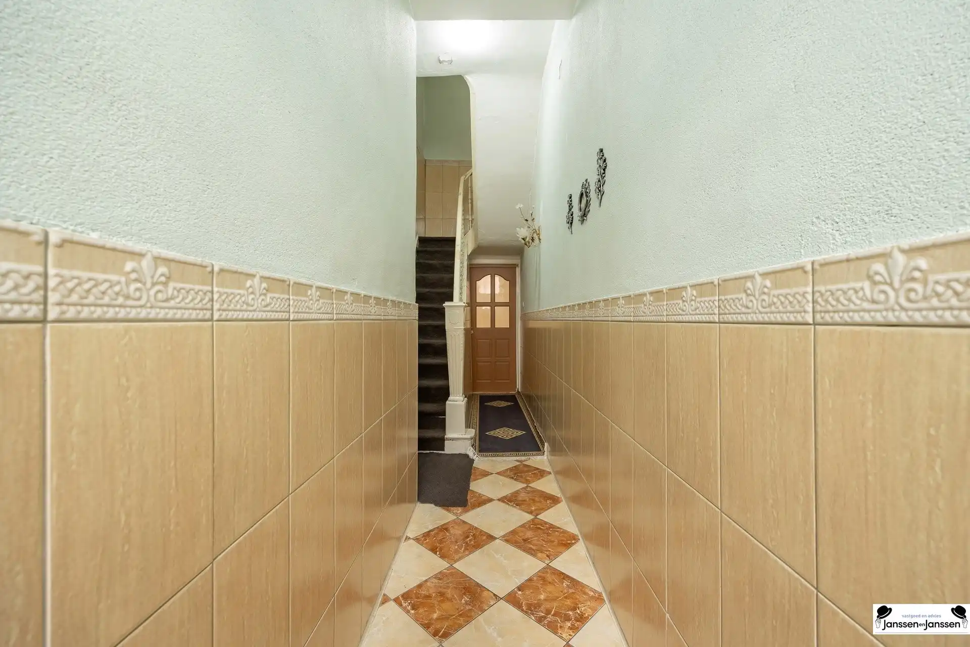 Instapklare woning met 3 à 4 slaapkamers in Antwerpen/Borgerhout foto 11