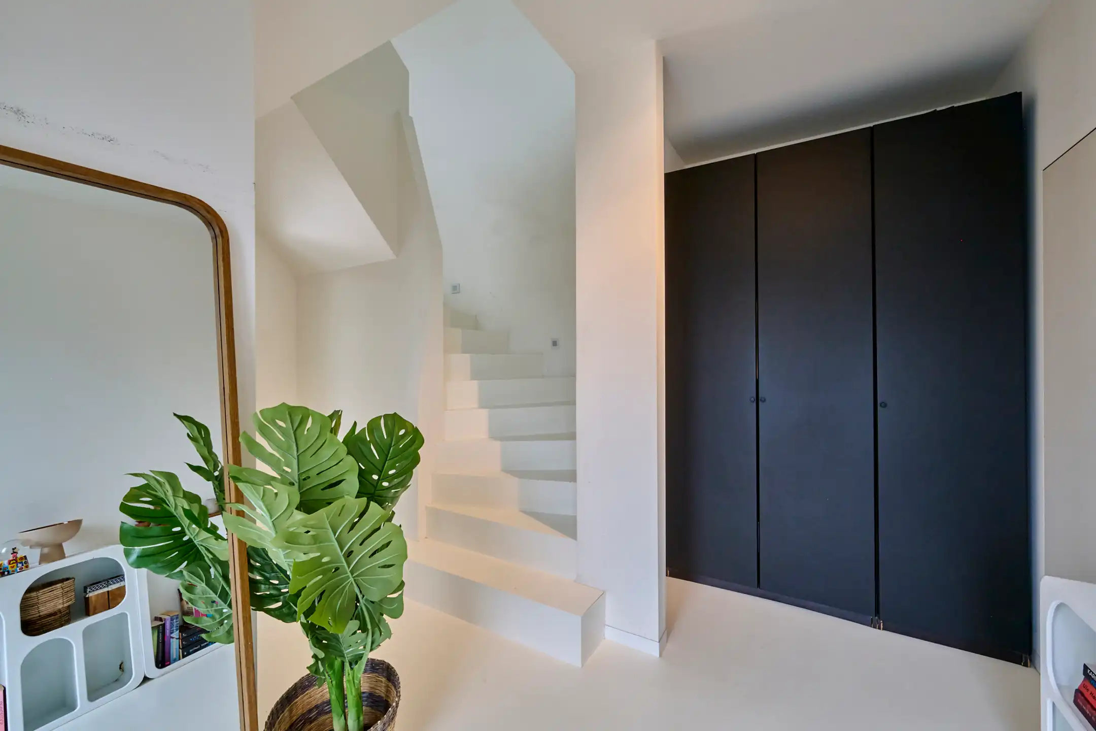 Prachtig vernieuwde villa op een rustige ligging in Genk foto 5