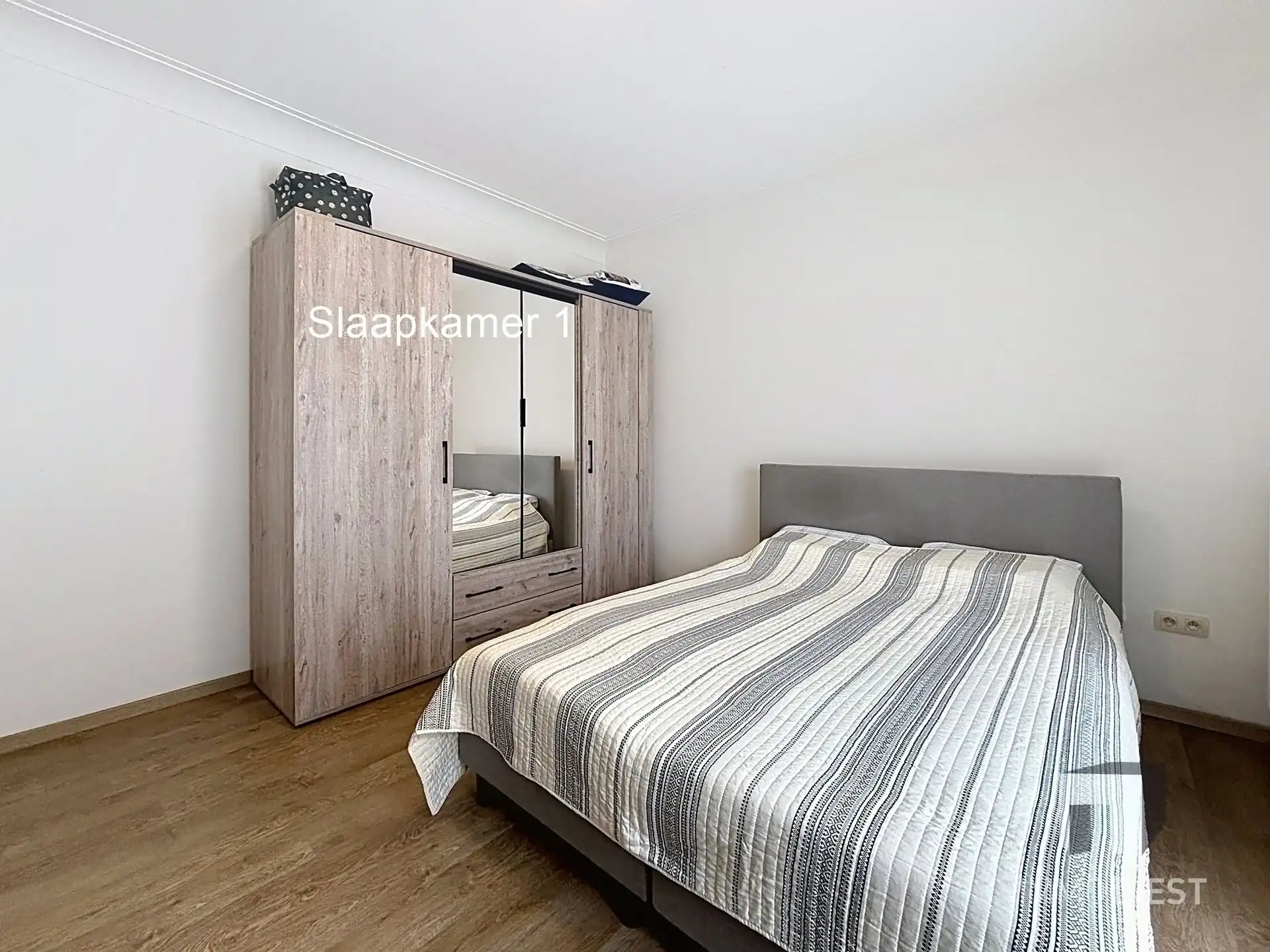 Gerenoveerde gelijkvloers woning centrum Tessenderlo foto 20