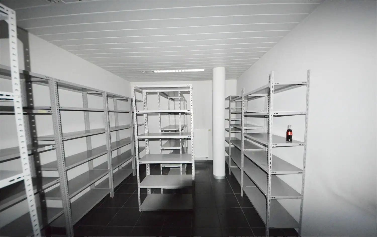 MODERN COMMERCIEEL GELIJKVLOERS 400 M2 OPTIONELE PARKING foto 13