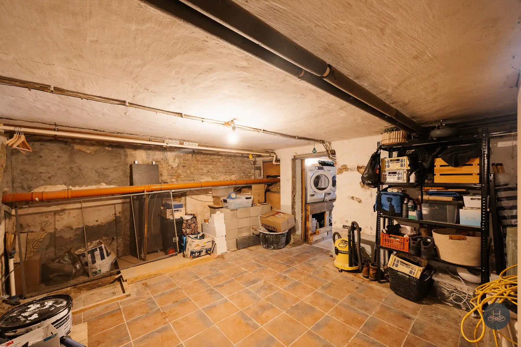 Recent vernieuwde en ruime gezinswoning met tuin en terras foto 22