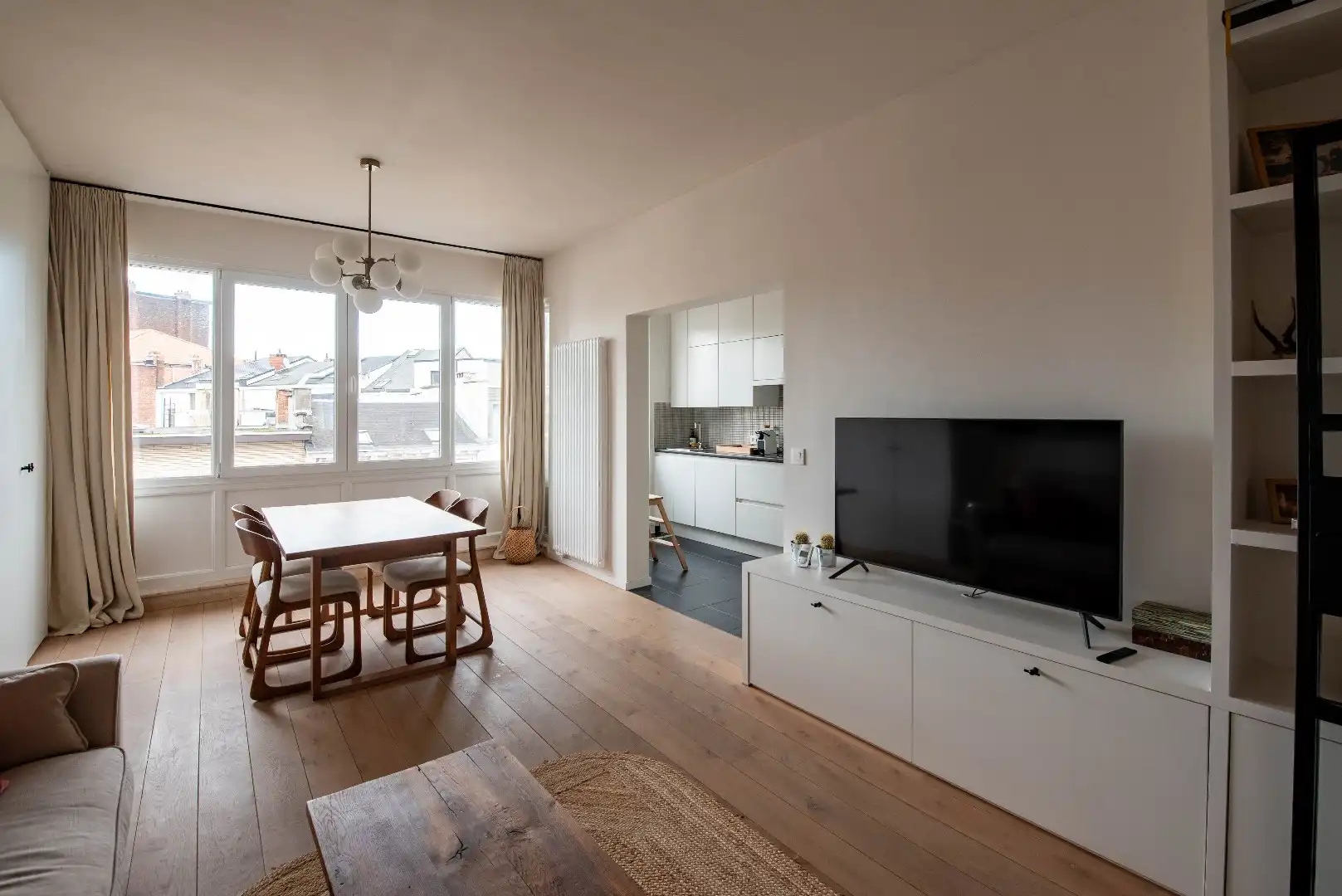 Stijlvol bemeubeld 2 slk appartement op het Zuid foto 5