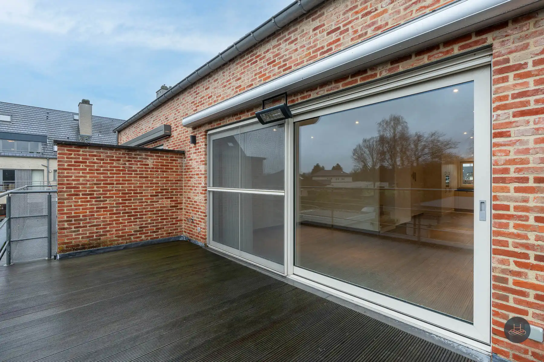 Zeer ruim triplex-appartement met 3 slaapkamers foto 26