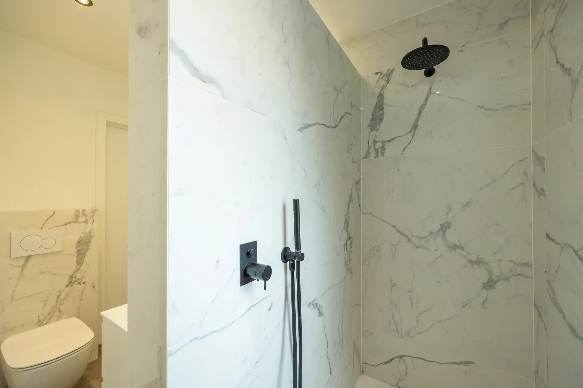 Prachtig gerenoveerde duplex met 3 slpks en giga terras foto 17