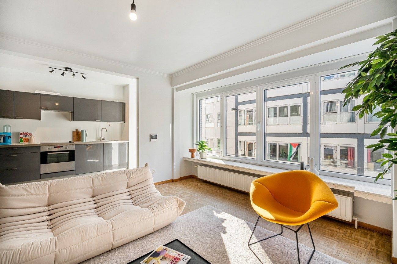 Instapklaar 2-slaapkamer appartement op toplocatie foto 11