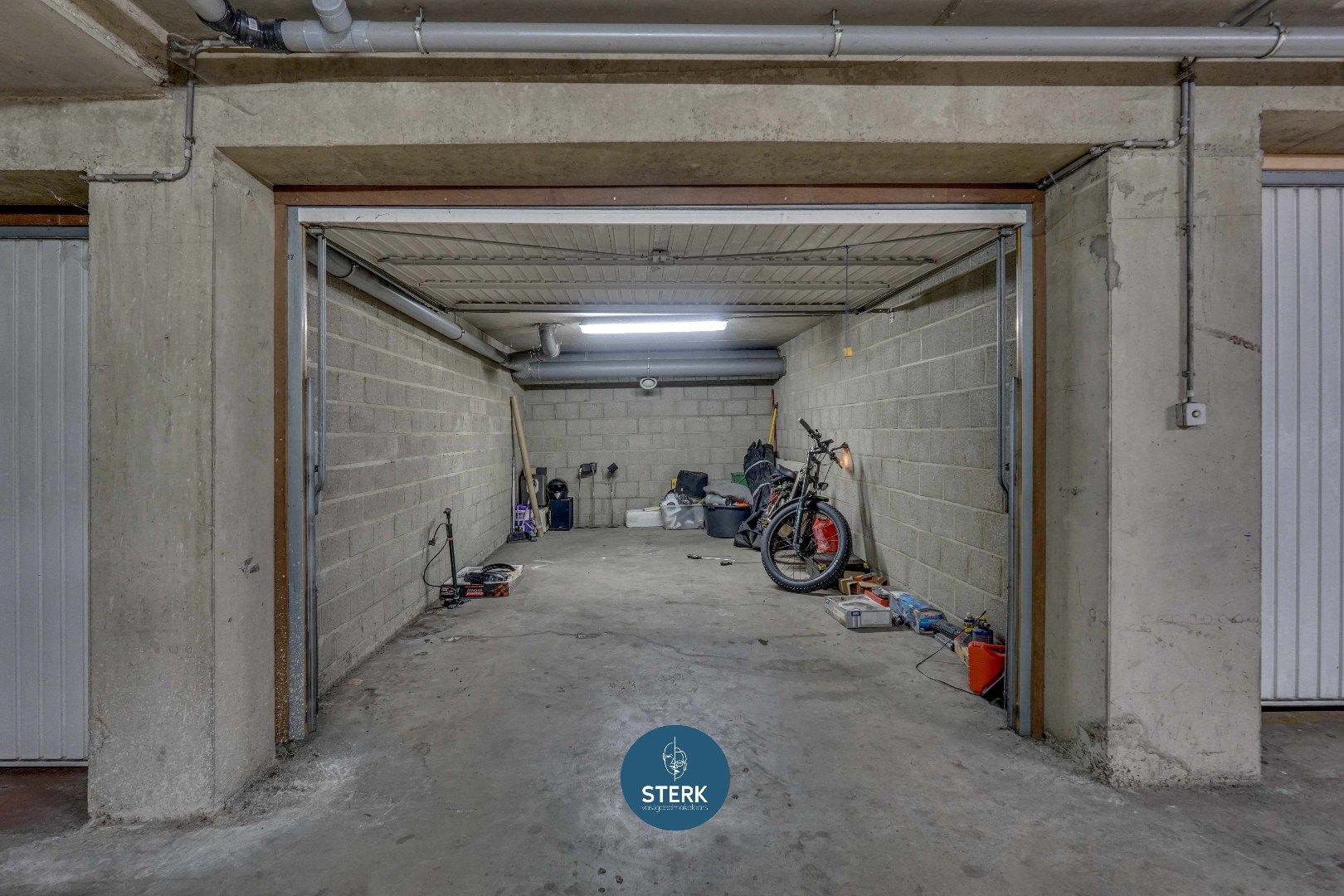 VERHUURD DUPLEX-APPARTEMENT OP EEN GUNSTIGE LOCATIE IN CENTRUM LANAKEN ! foto 16