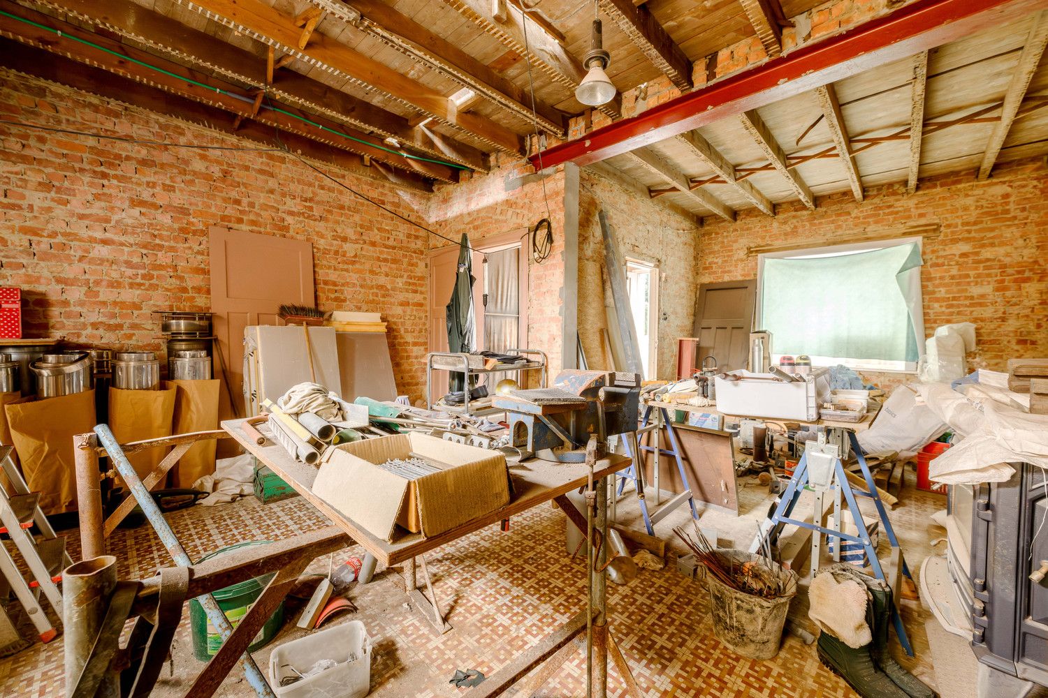 Totaal te renoveren woning te Pittem. foto 5