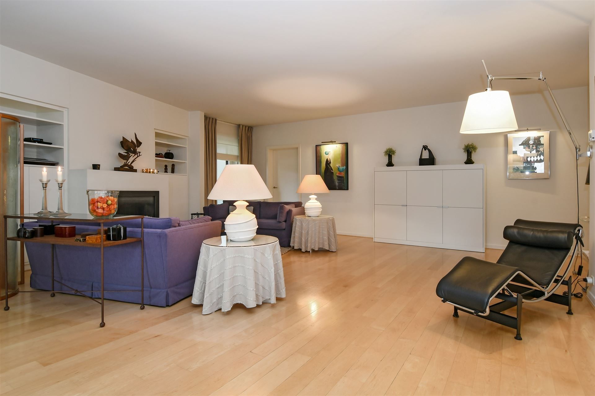 Luxueus en instapklaar appartement met 3 terrassen en ondergrondse garagebox in residentie “Leemhoek III” te Maaseik. foto 12