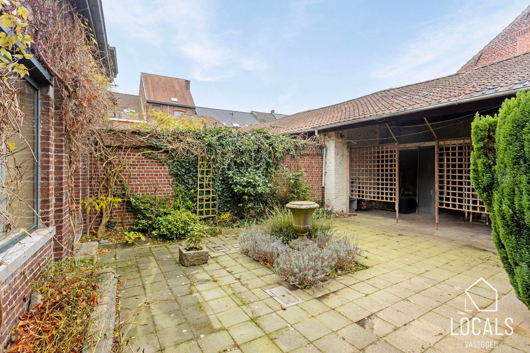 Unieke eigendom op toplocatie foto 25