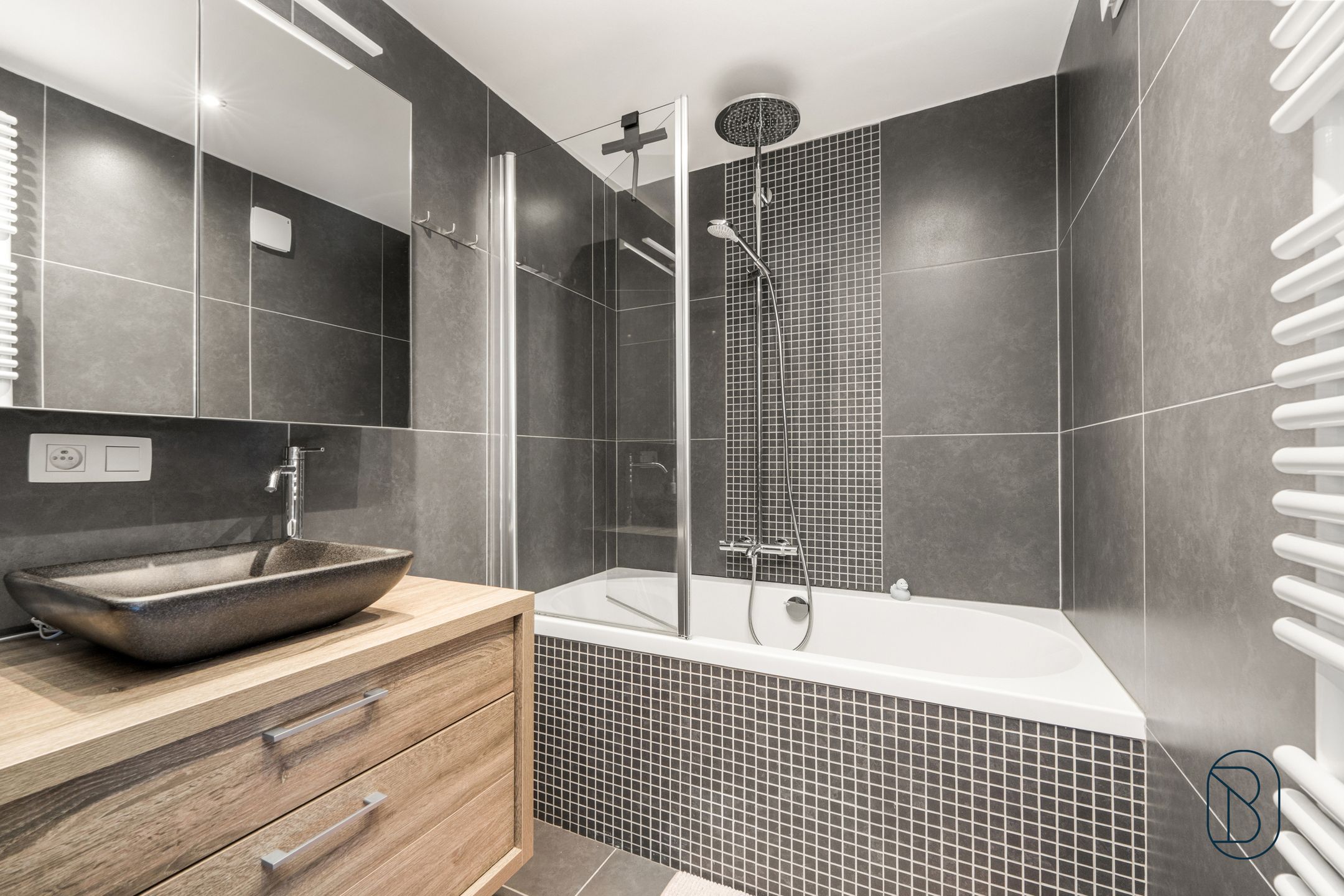 2-slaapkamer appartement met garage in de St.-Elisabethwijk foto 6