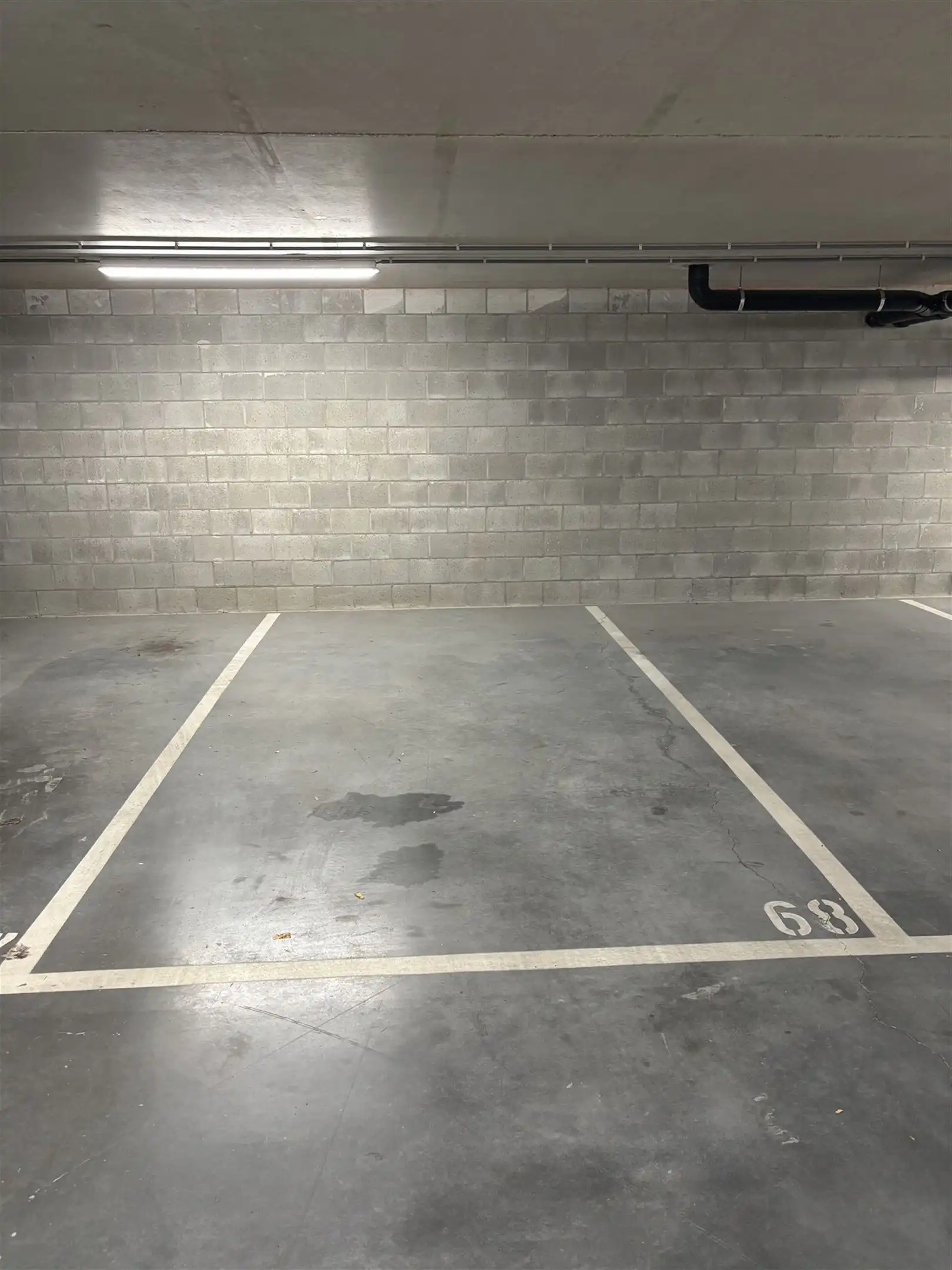 ondergrondse staanplaats foto {{pictureIndex}}