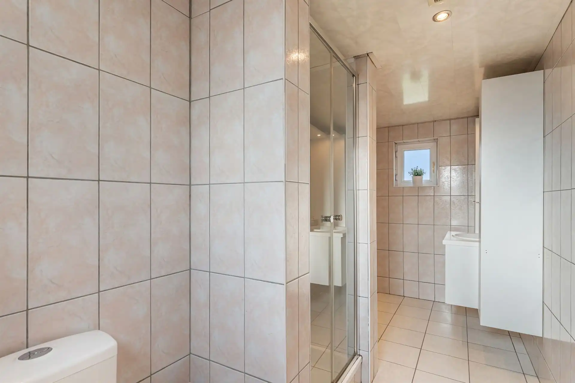 Eengezinswoning met tuin. foto 12