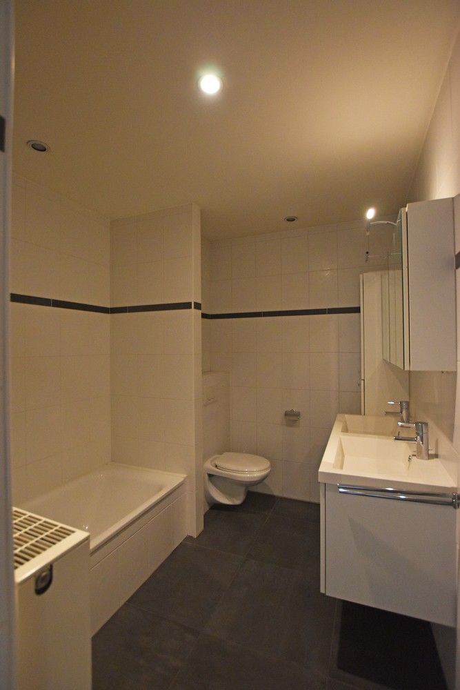 Appartement met 2 slaapkamers, bureau en ruim terras in Schilde! foto 4