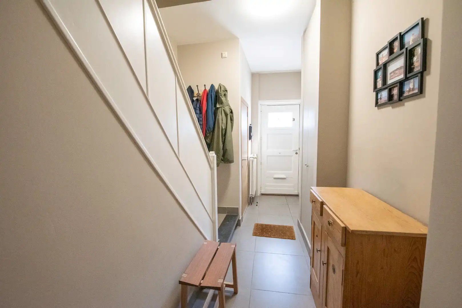 Charmante en goed onderhouden woning te huur nabij station van Waregem foto 9