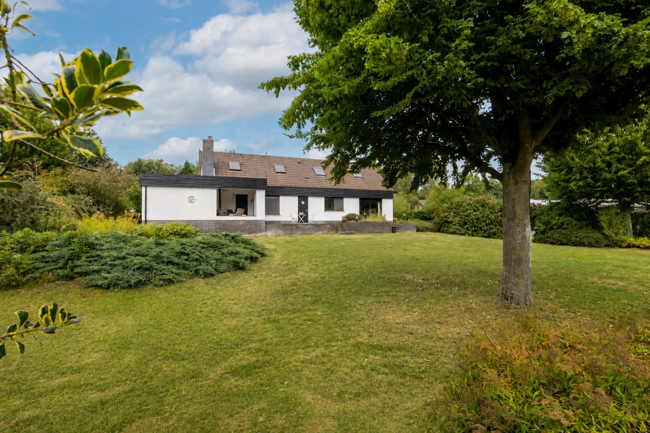 Rustig gelegen villa | 6 slks | 1.705 m² | zuidgericht foto 26