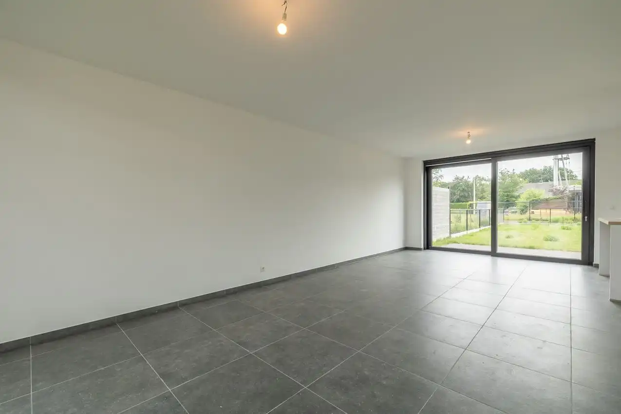Nieuwbouw met vier slaapkamers, mooie tuin en centrale ligging foto 6