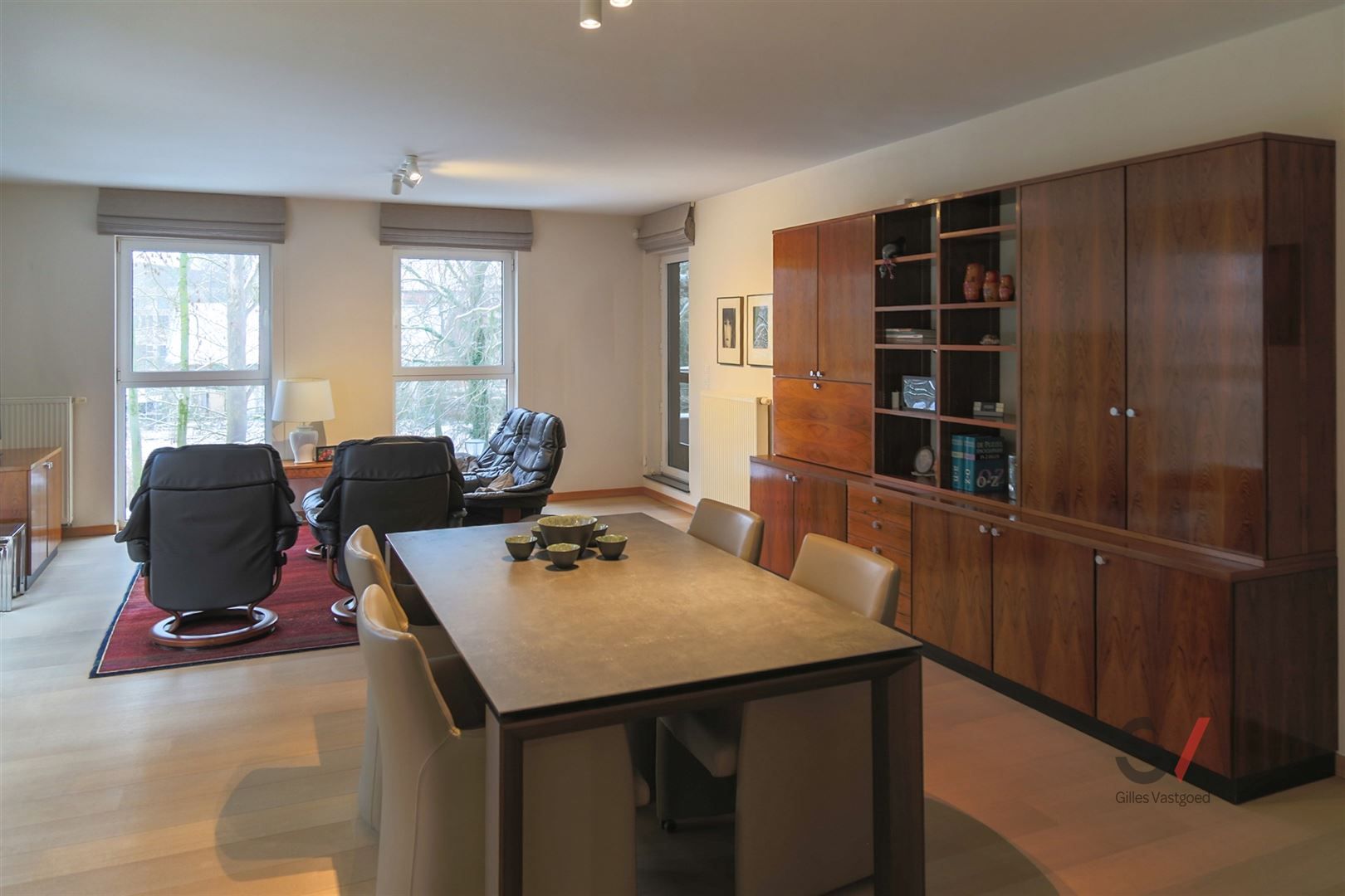 Instapklaar appartement foto {{pictureIndex}}