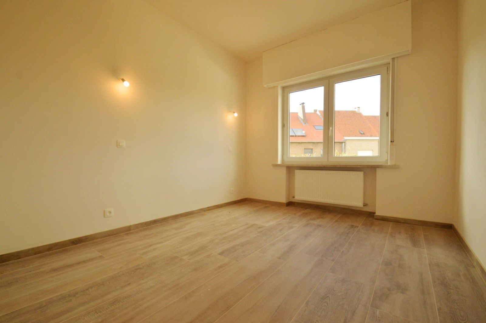 Betaalbaar, mooi gerenoveerd hoekappartement - Heist foto 10