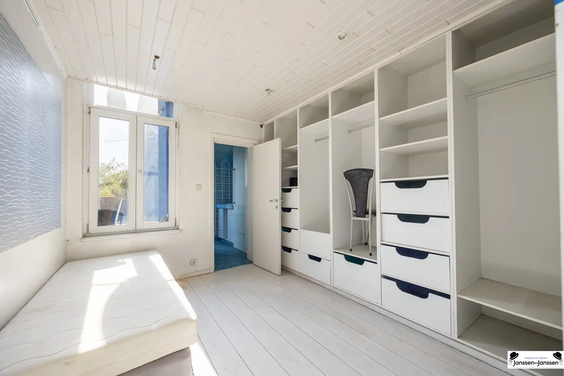 Te koop: Opbrengsteigendom op centrale locatie in Merksem! foto 20