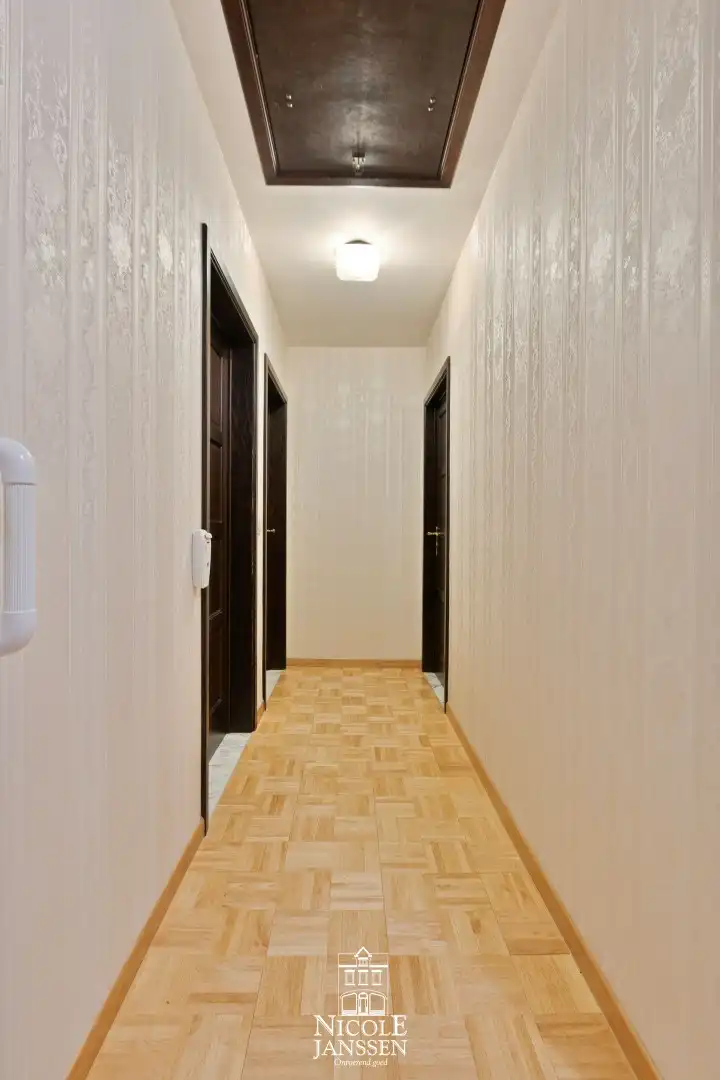 Vrijstaande gezinswoning foto 12