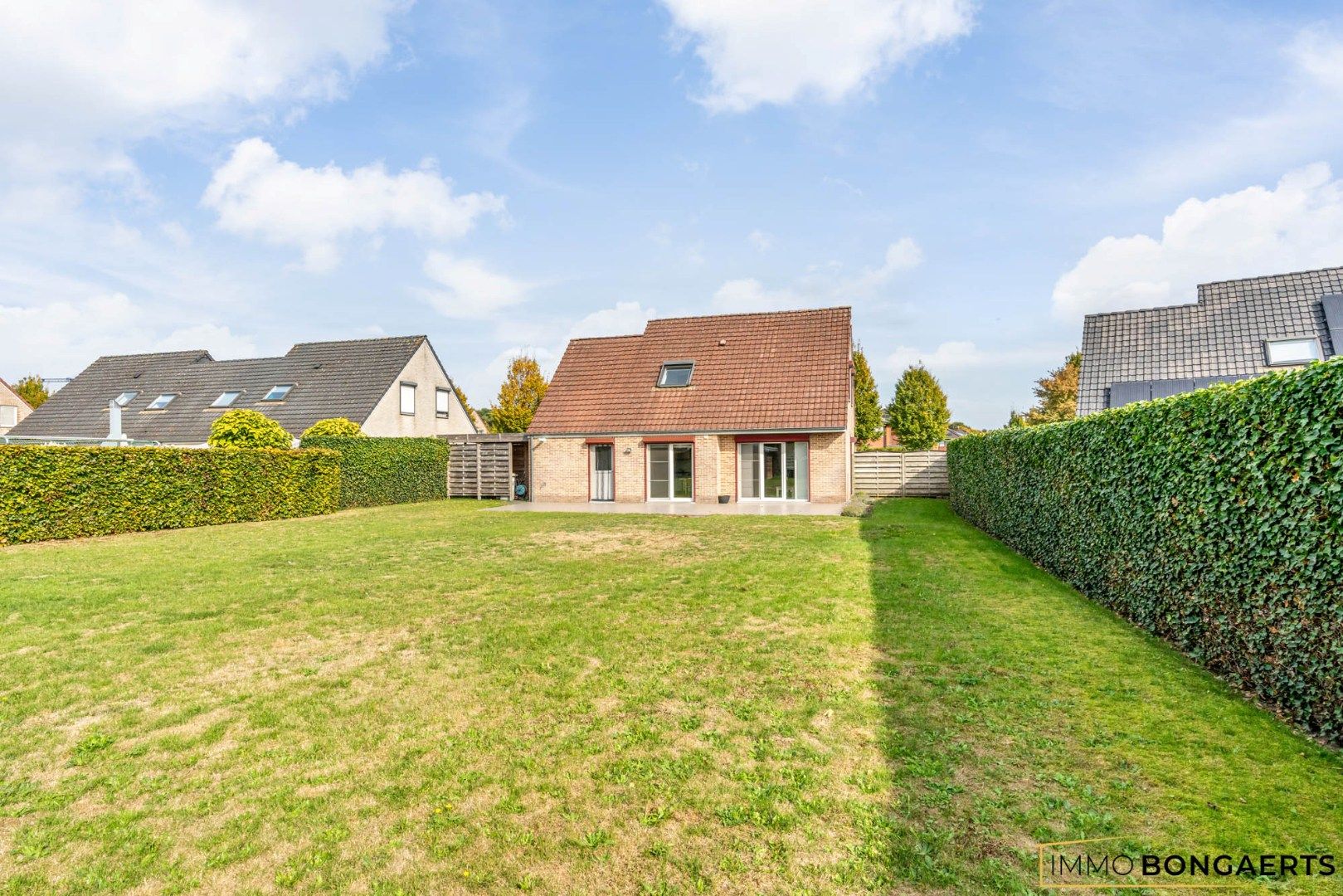 Ruime woning met 3 slaapkamers  foto 22