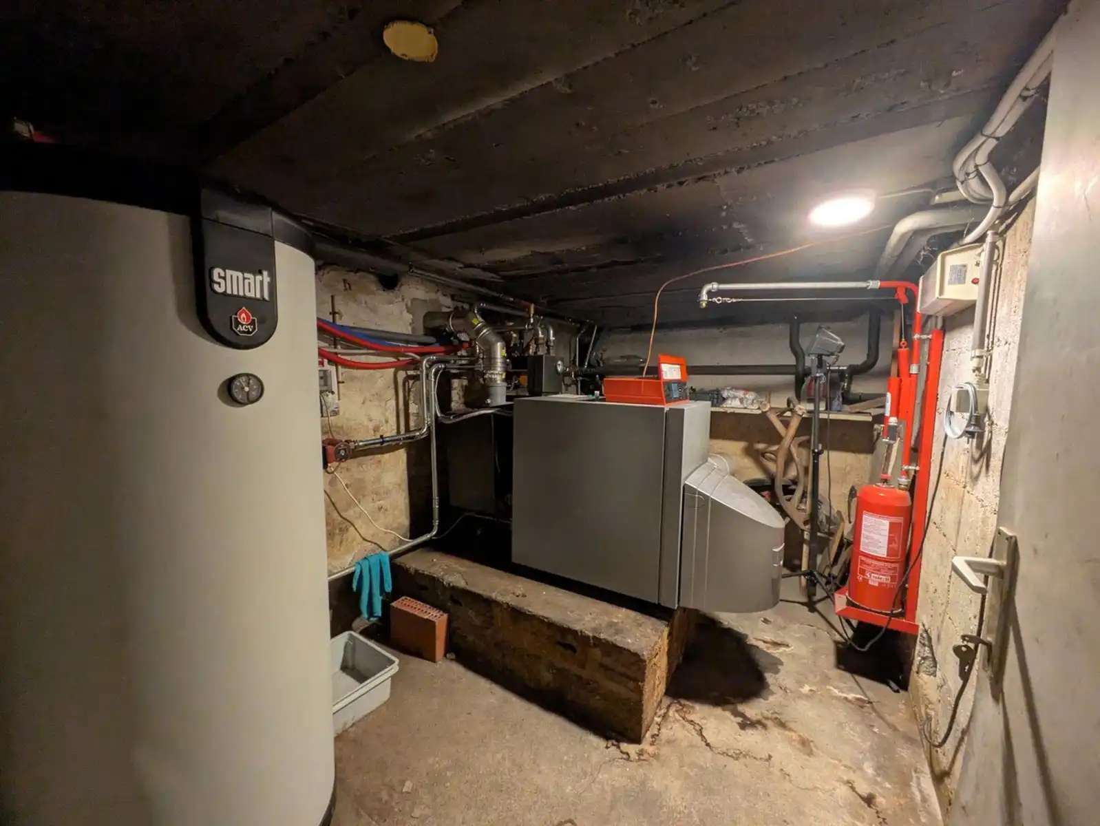 Uniek karakterpand met 8 slaapkamers  foto 37