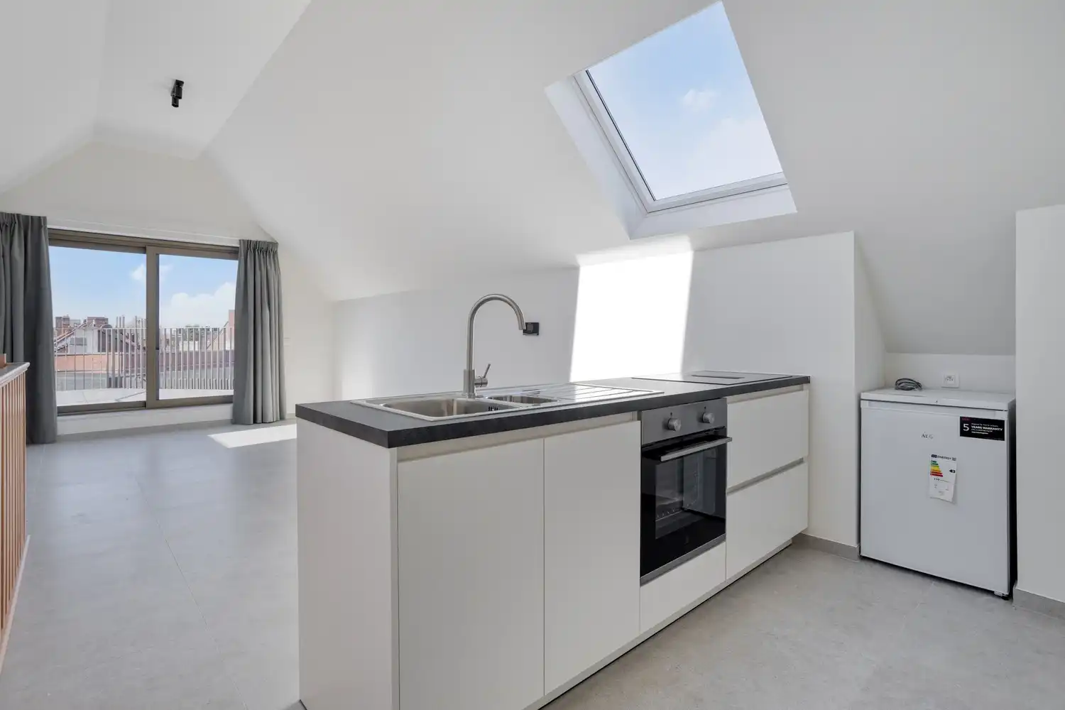 Nieuwbouw duplex appartement met terras foto 5