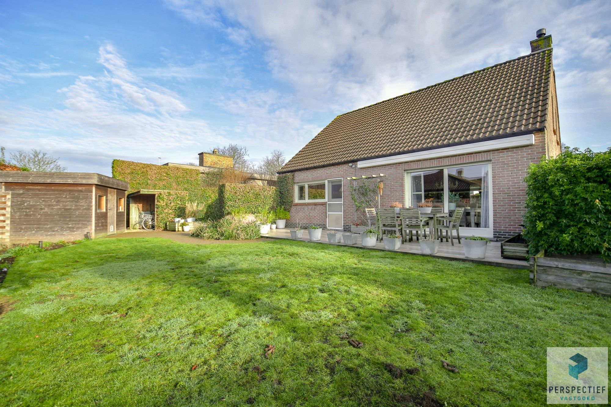 Uniek gelegen charmante villa met grote tuin in een rustige landelijke omgeving foto 3