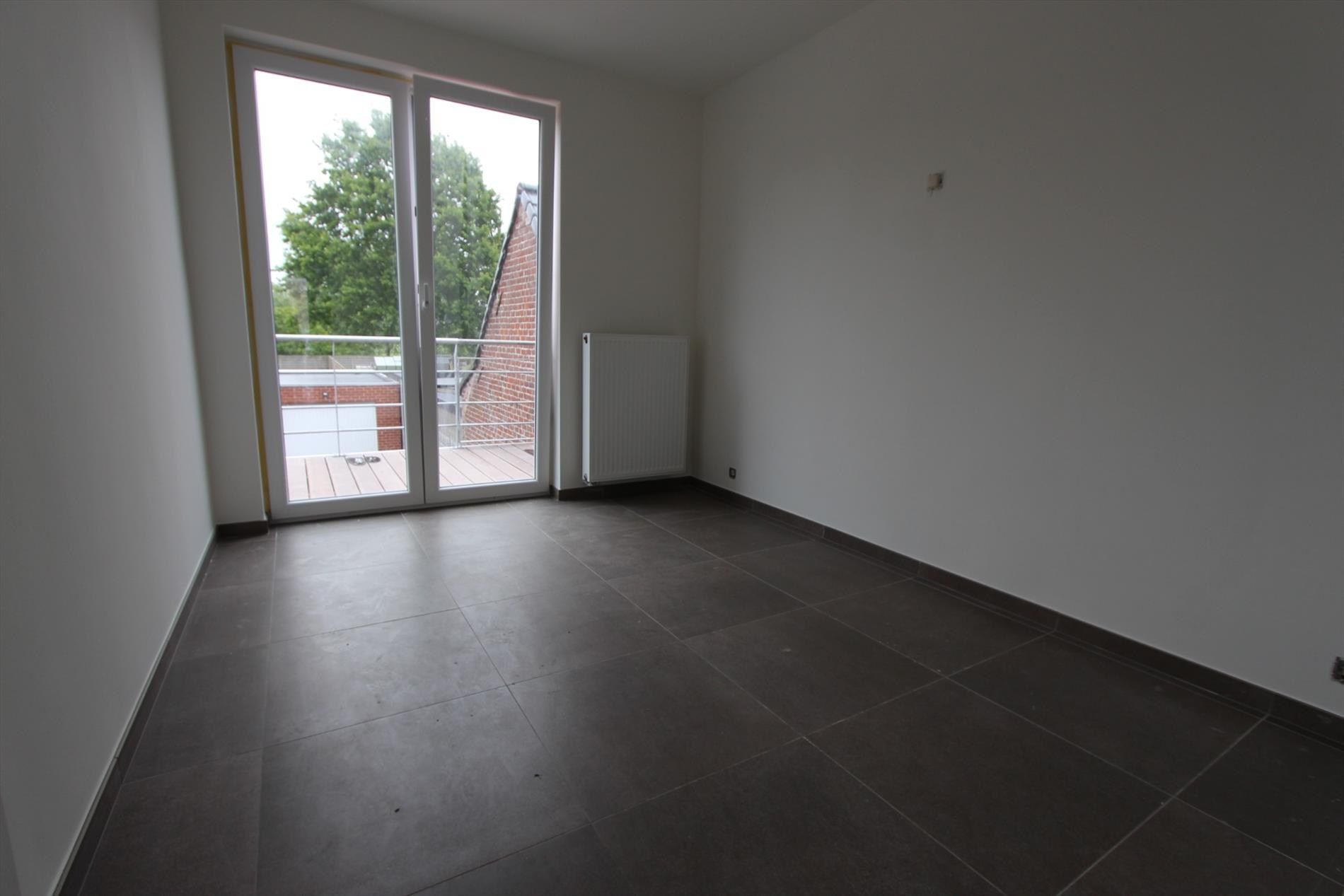 Appartement op eerste verdieping met 2 slaapkamers en terras te Koekelare foto 13