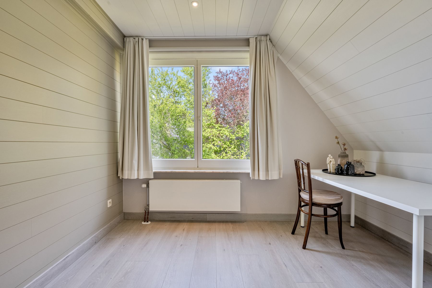 Energiezuinige villa met privé bos en prachtige tuin. foto 15