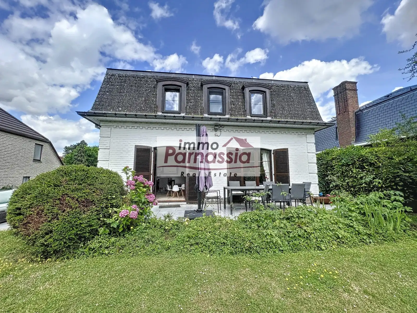 Ruime residentieel gelegen villa nabij de  BSB foto 4